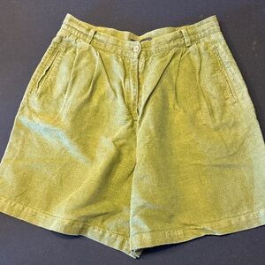 Liz Claiborne Olive Women's Bermuda Shorts / DG88